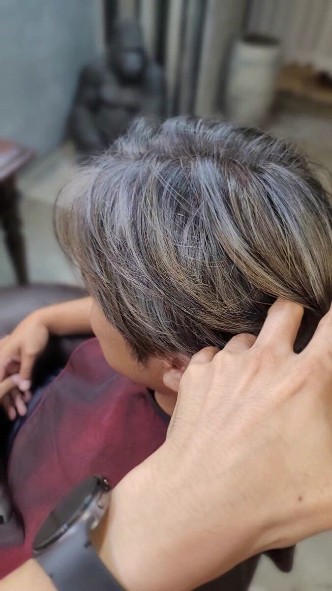 블랙 염색 이력이 있을 때, 가능한 범위부터 다시 연결했습니다 후 모습 2