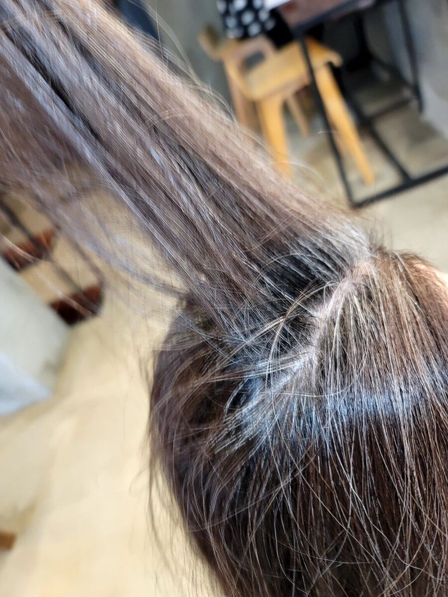 흰머리가 아직 많지 않을 때, 부분 하이라이트로 시작한 고잉그레이 후 모습 3